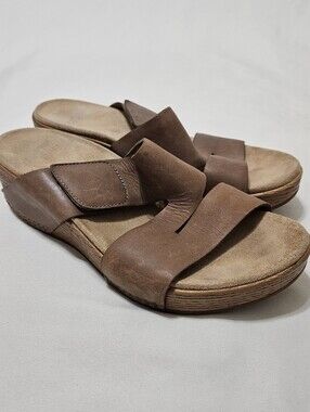 Dansko Shoes Womens Lacee Sandals Size 38 7.5 Brown Leather Slides Wedge Comfort